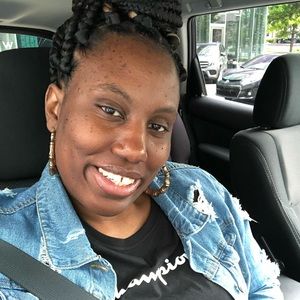 Meet your Posher, Danika